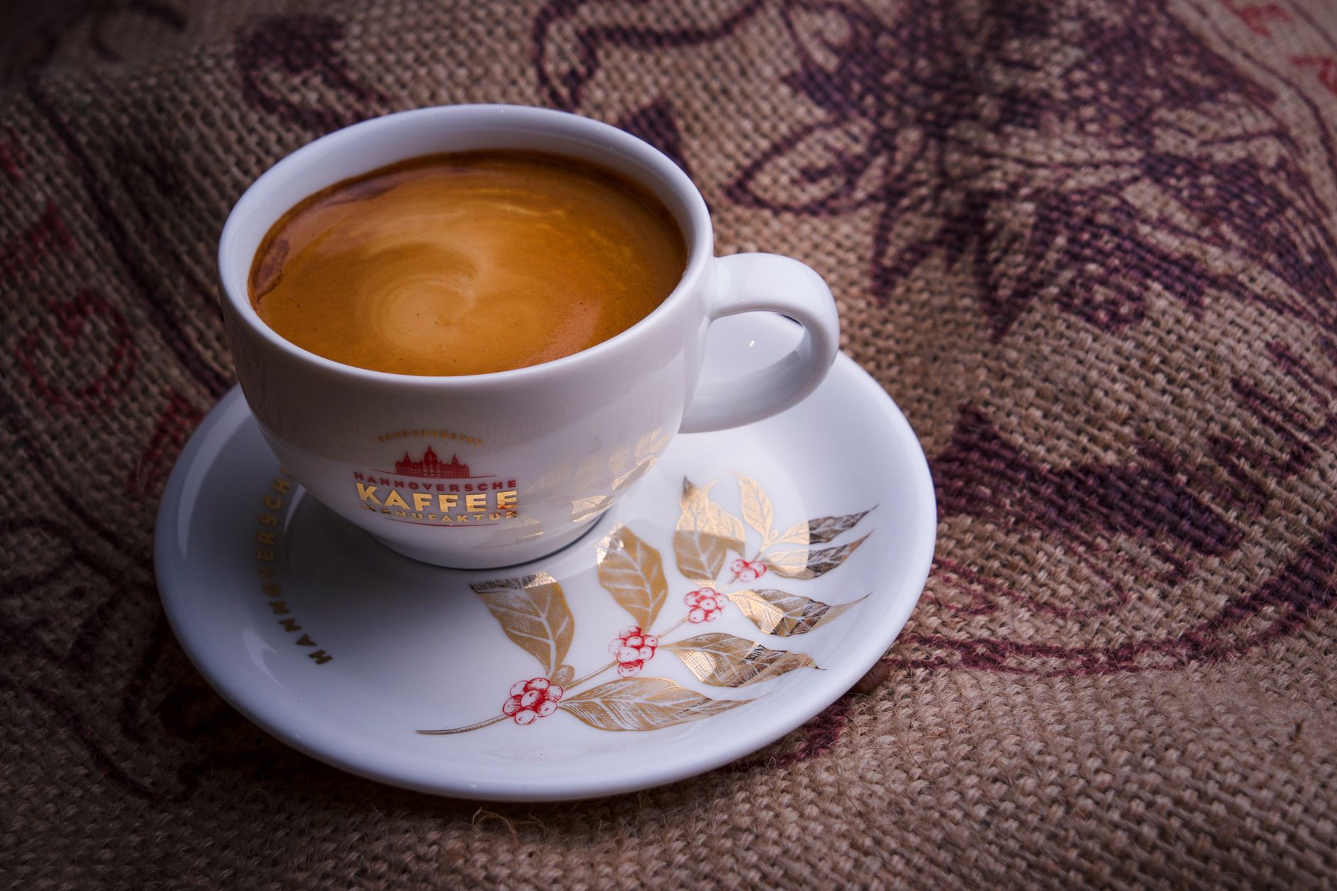 espresso shot golden crema close-up portafilter