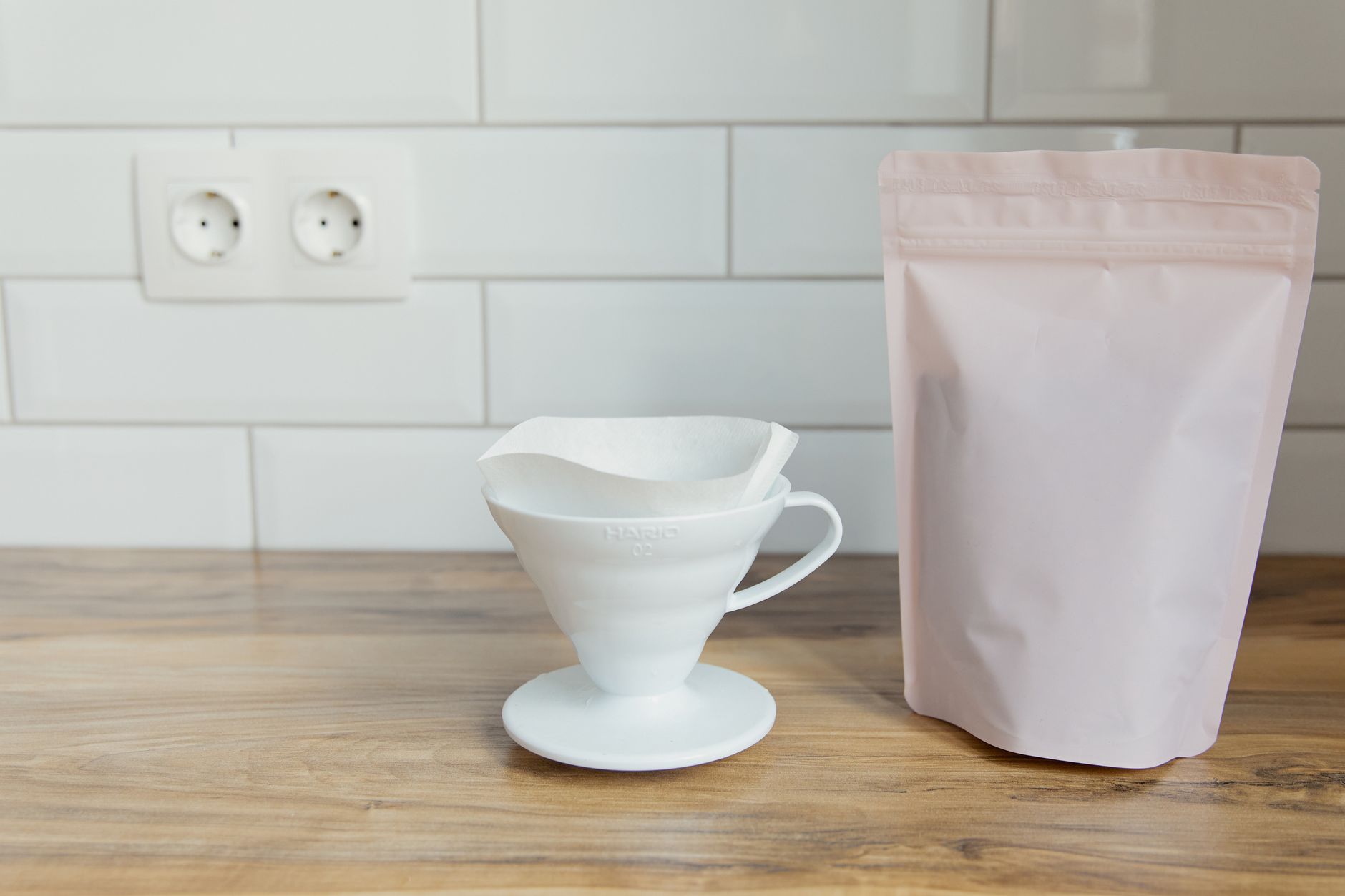 coffee subscription box single origin bag tasting notes card