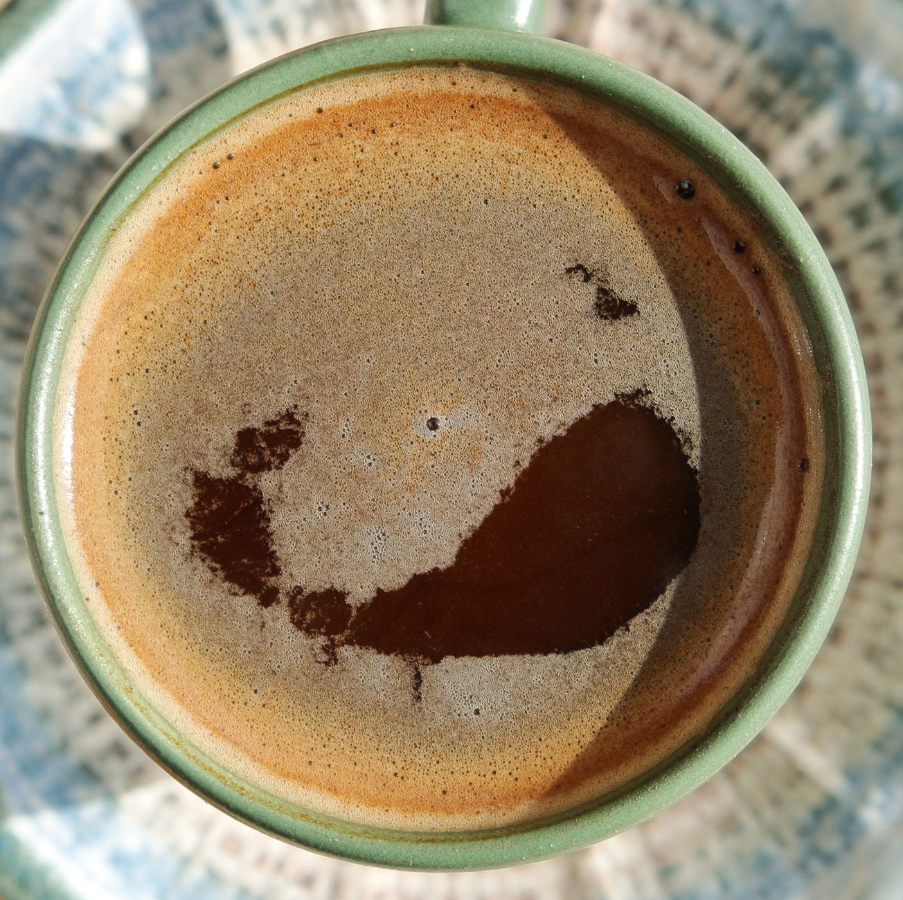 sealpod lungo foil lid coffee capsule espresso grind closeup