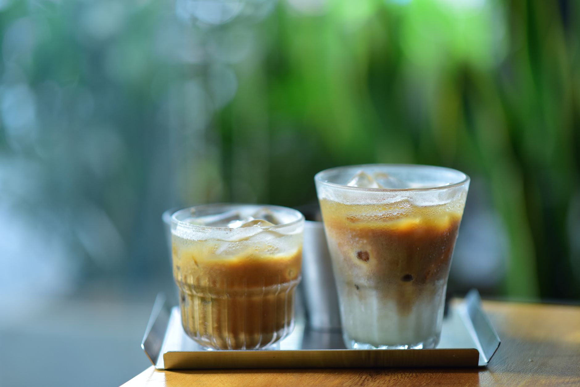 cocktail shaker iced coffee espresso shaking foam