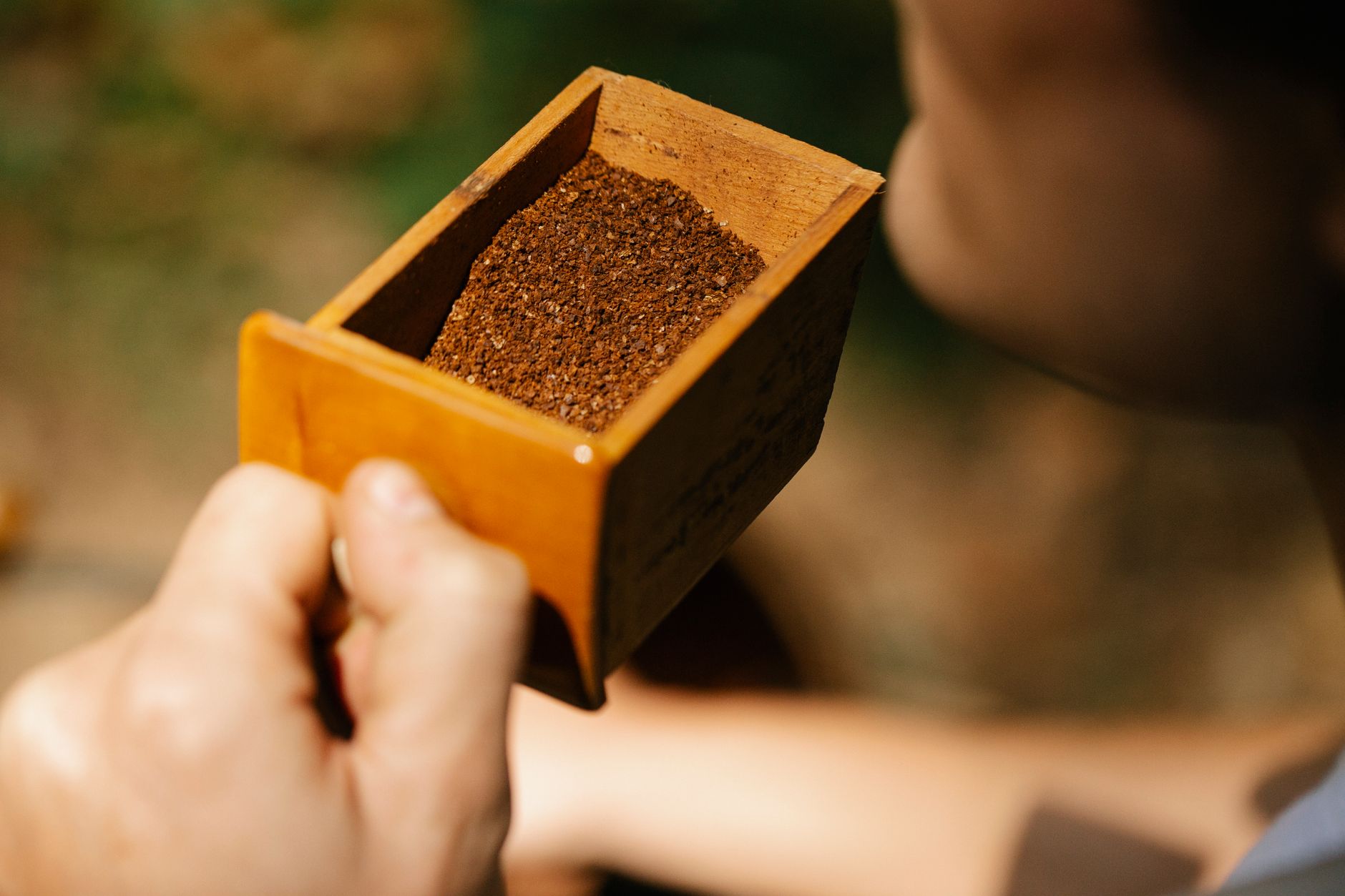 coffee grinder burr chamber ground particle size comparison
