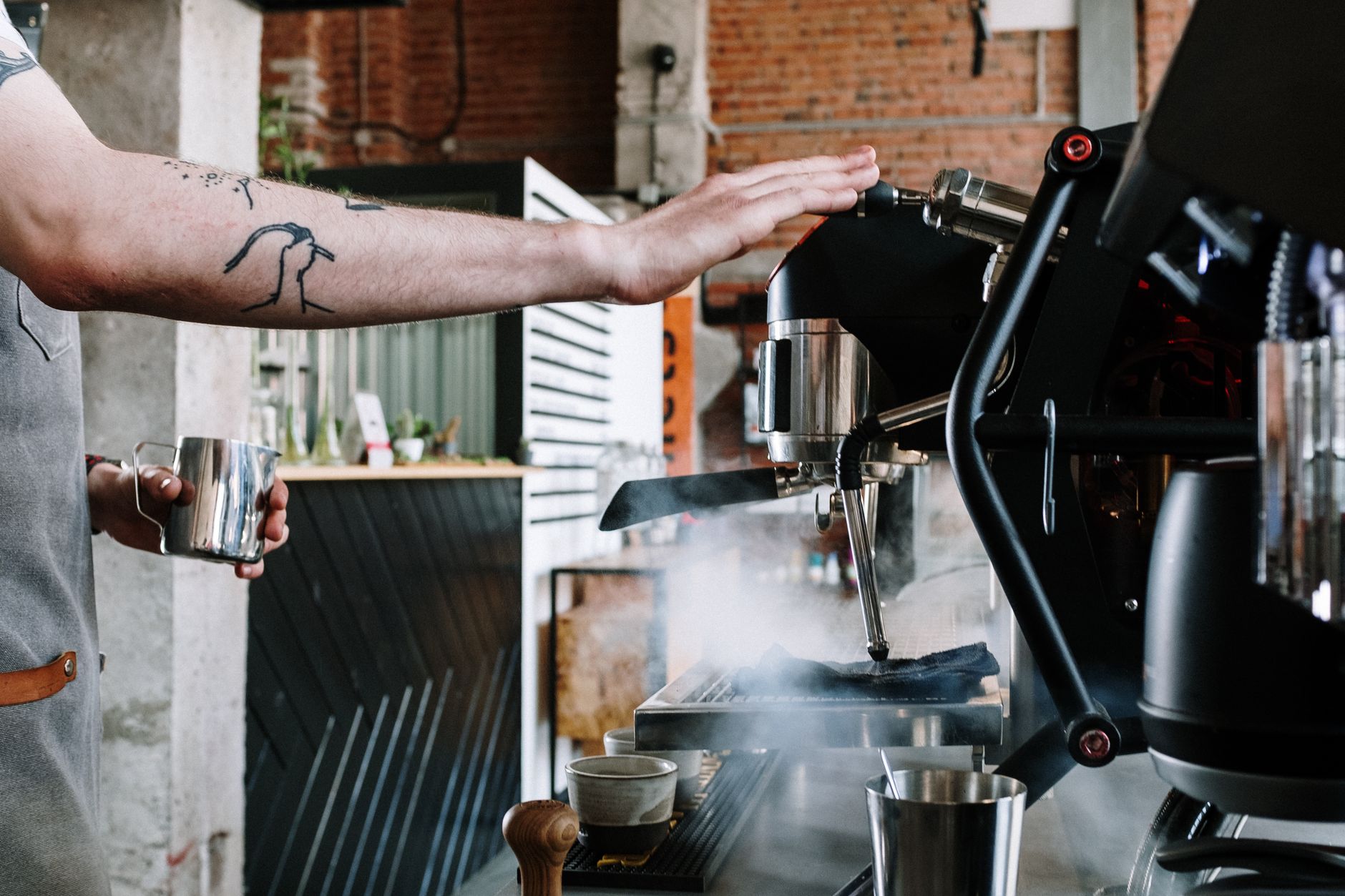 milk steaming wand foam cappuccino froth