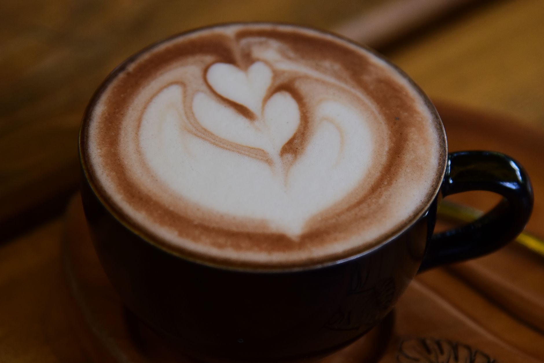 milk steaming wand pitcher angle foam technique