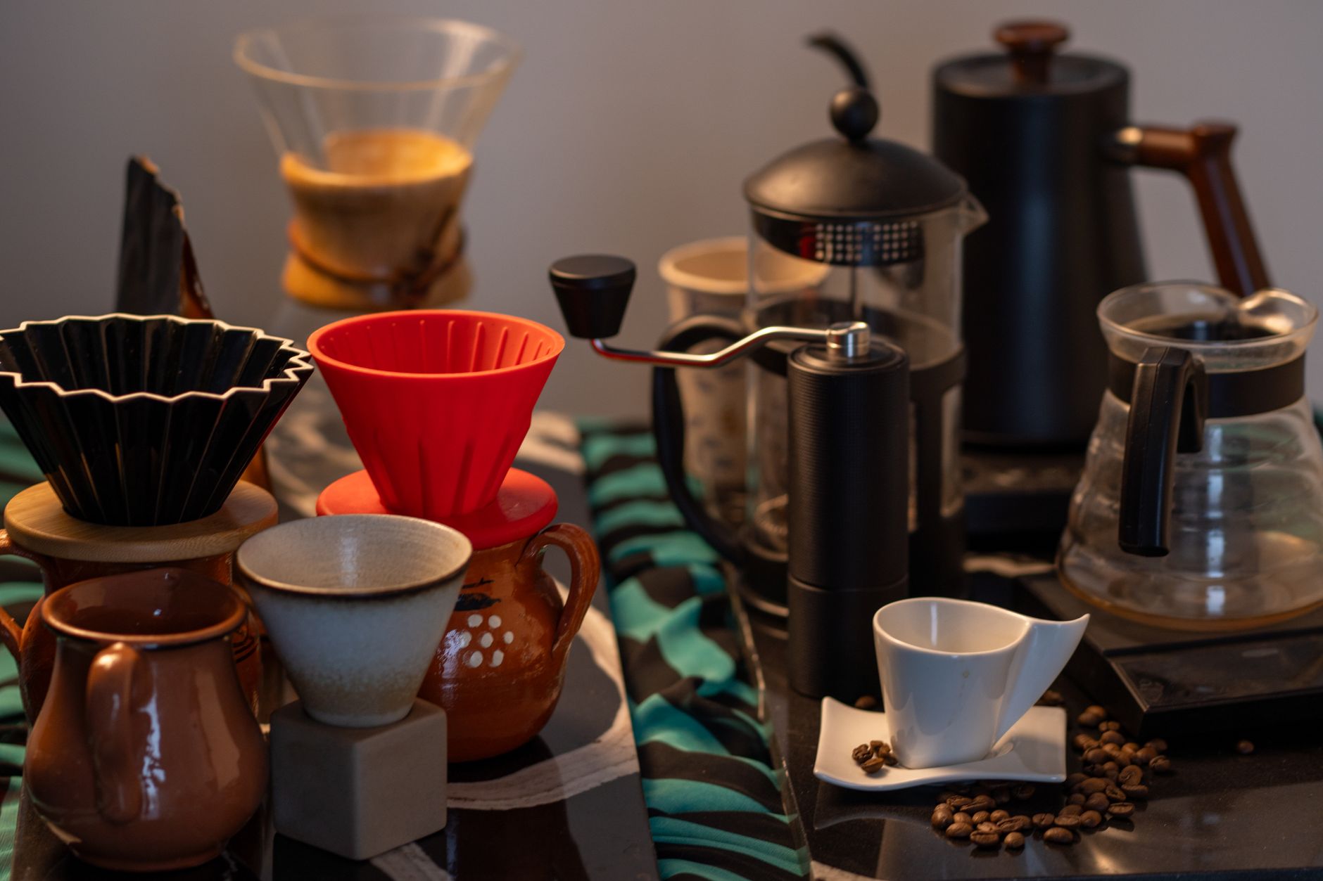 french press coffee brewing dark roast extraction