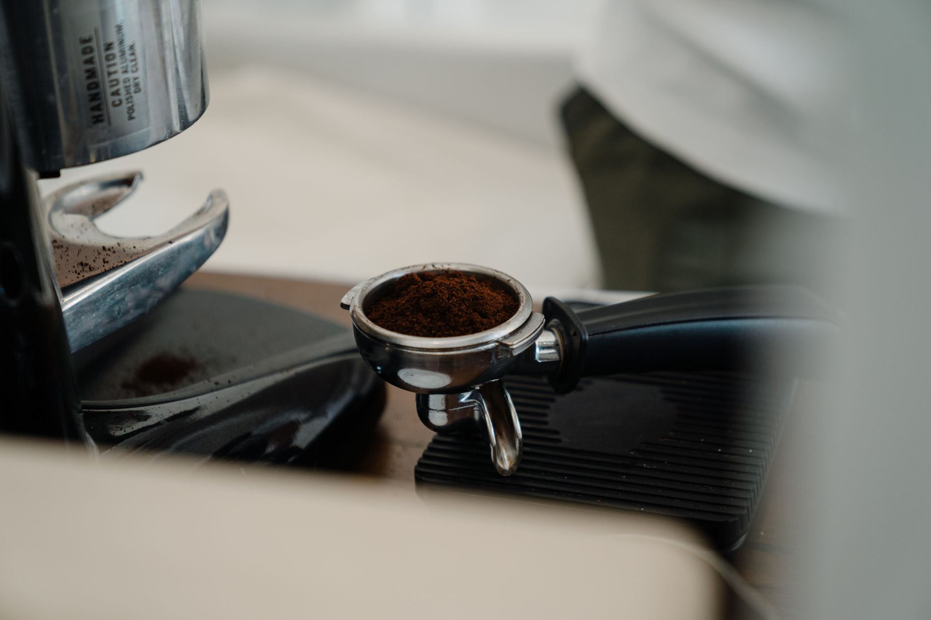 home espresso setup portafilter tamping distribution tool
