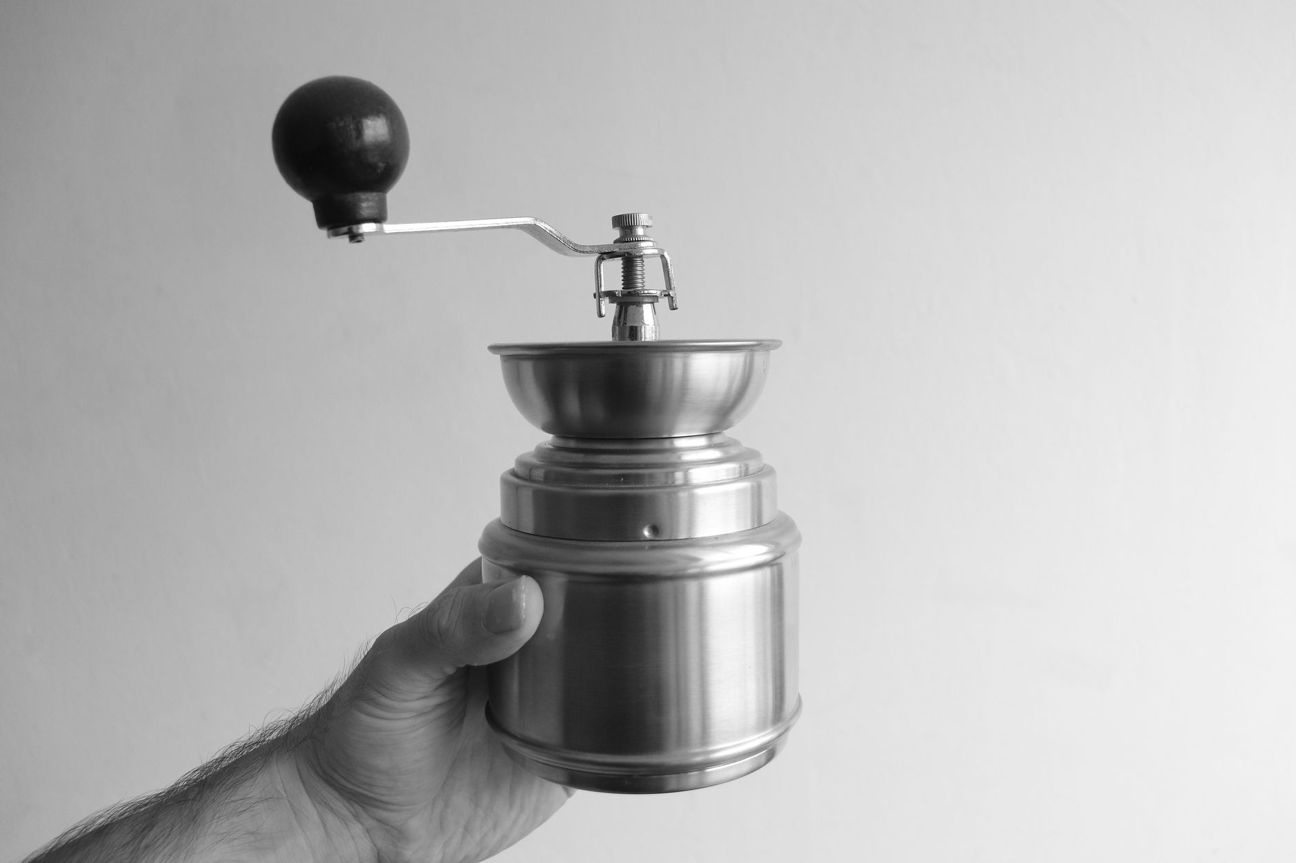 coffee grinder burr adjustment close-up