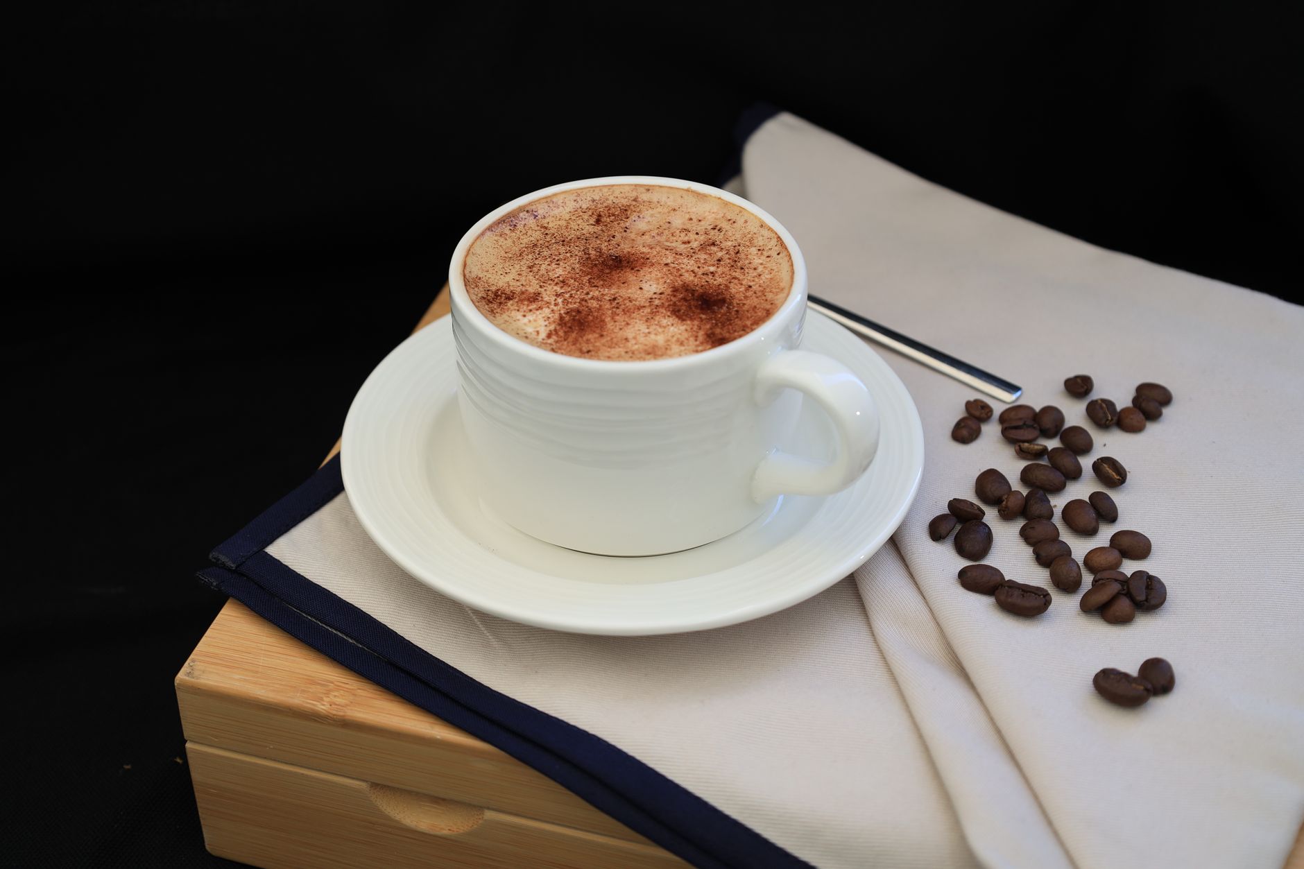 french press milk frothing foam microfoam