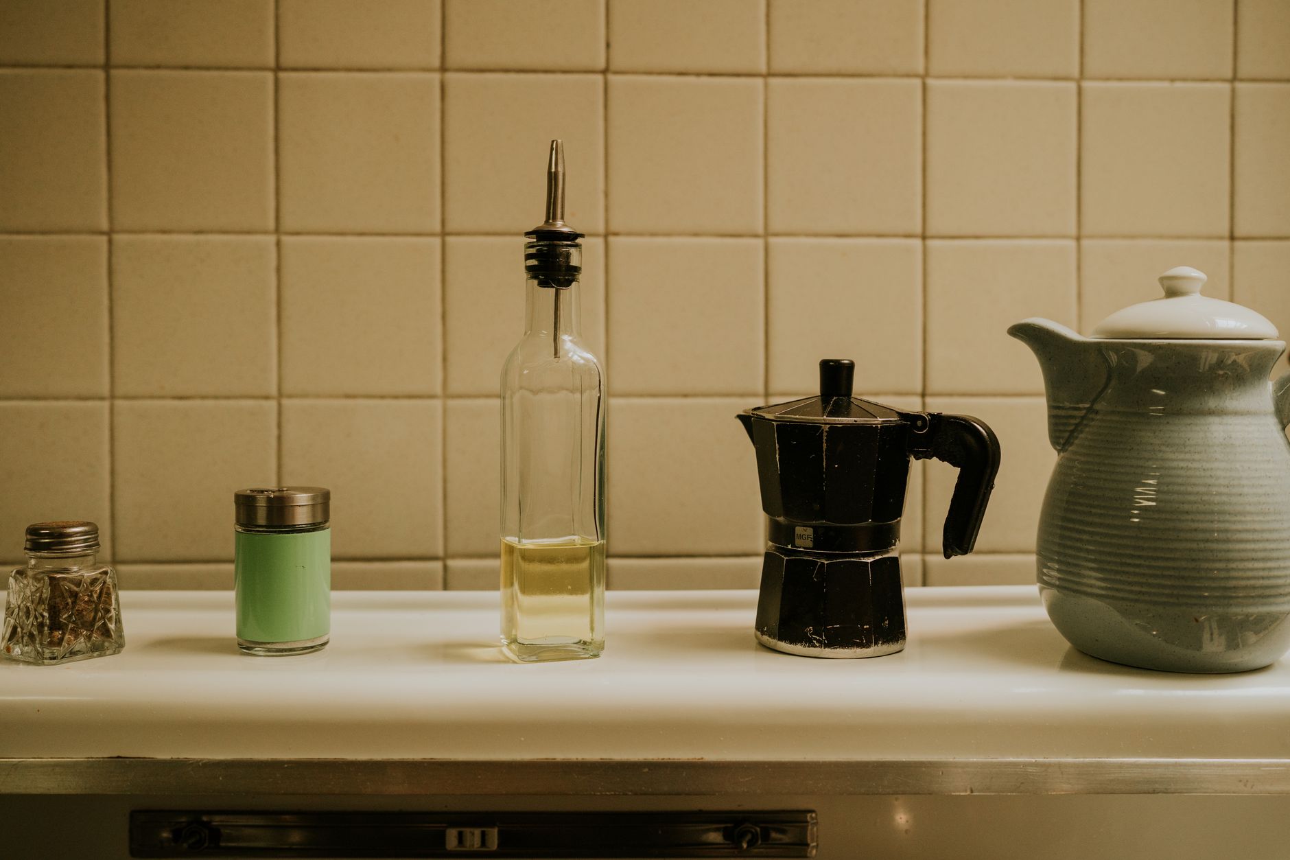 moka pot coffee basket filled level ground coffee unpacked