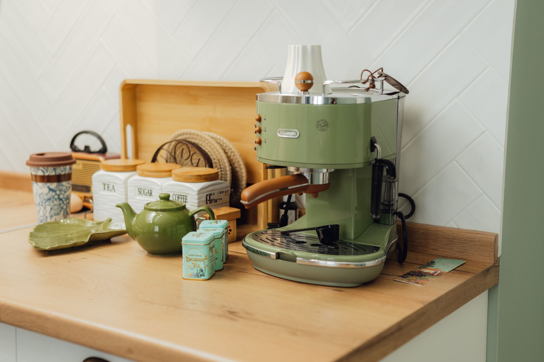jura vs delonghi