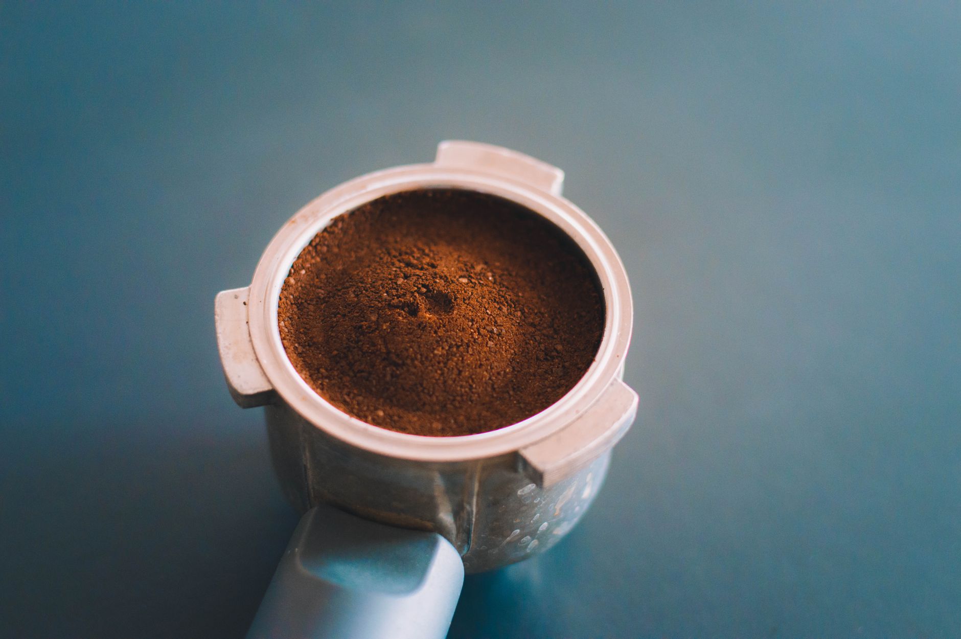 espresso shot golden crema portafilter extraction