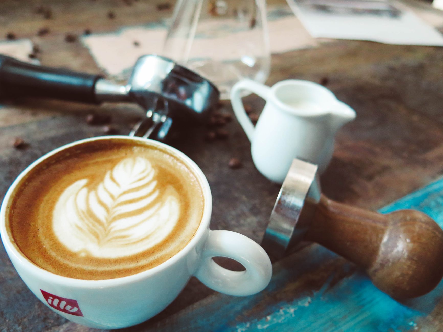 bottomless portafilter basket exposed espresso flow