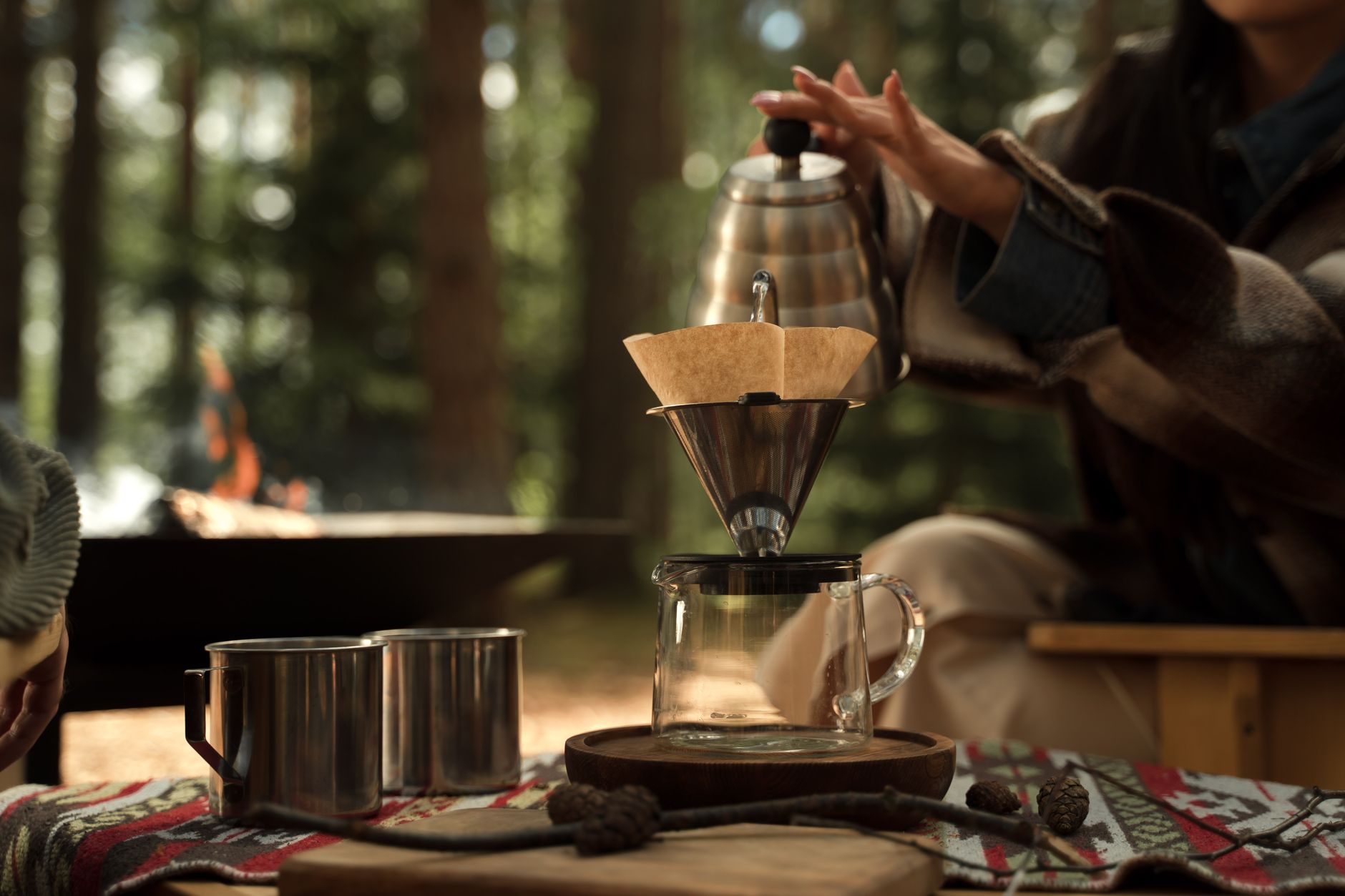 siphon coffee maker compared to pour over dripper French press side by side