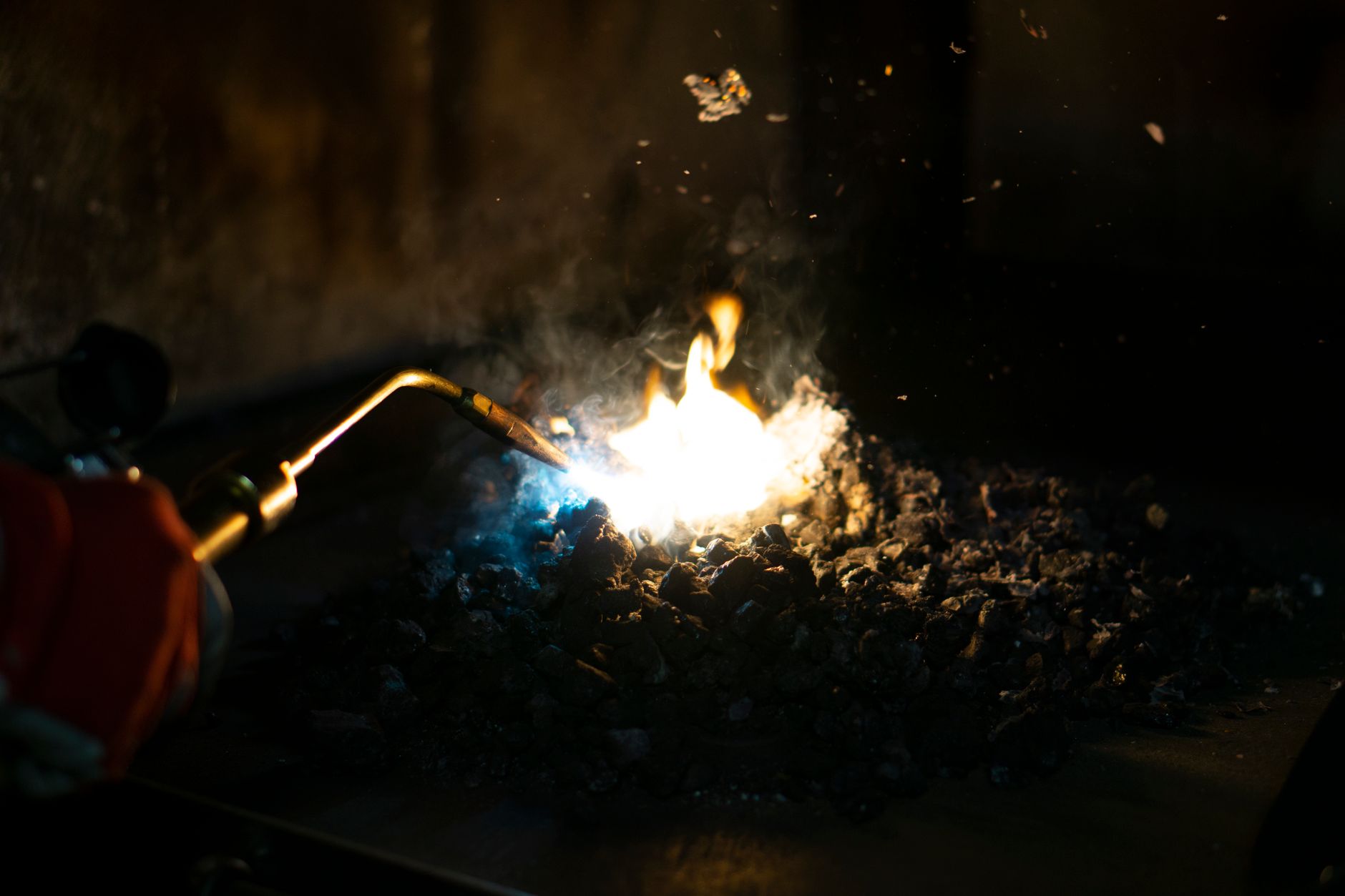 moka pot stovetop brewing close-up flame