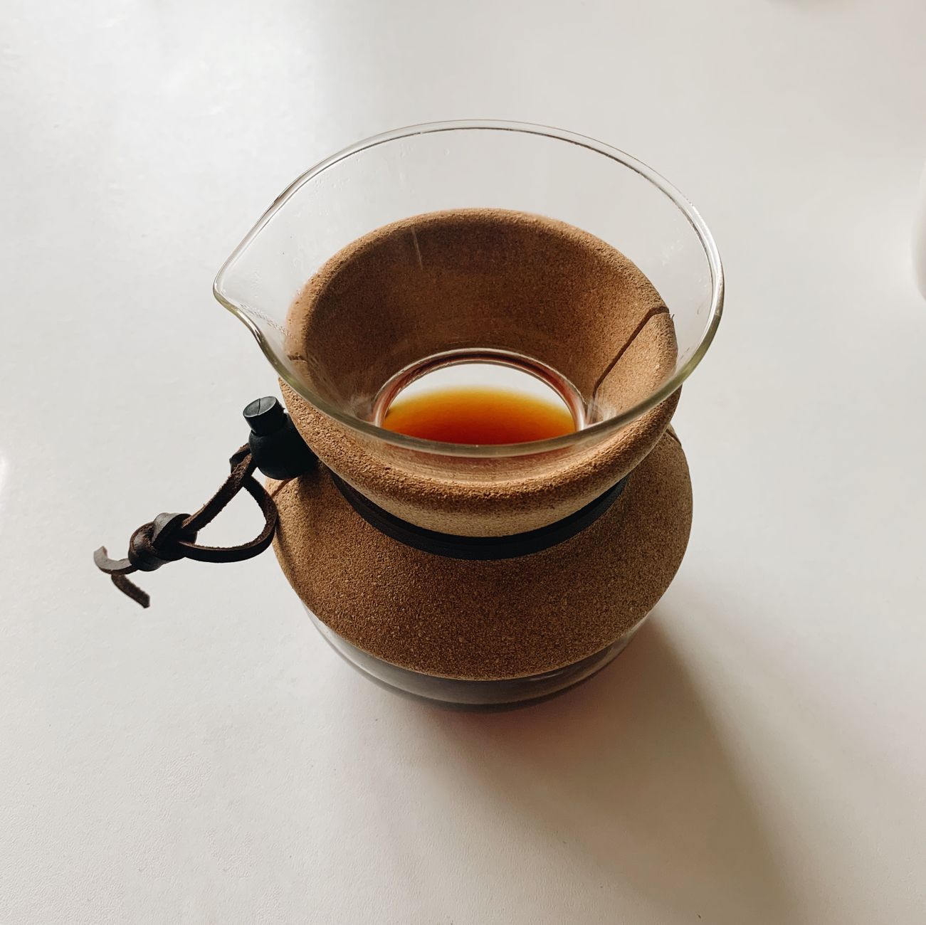v60 pour over coffee bloom close-up