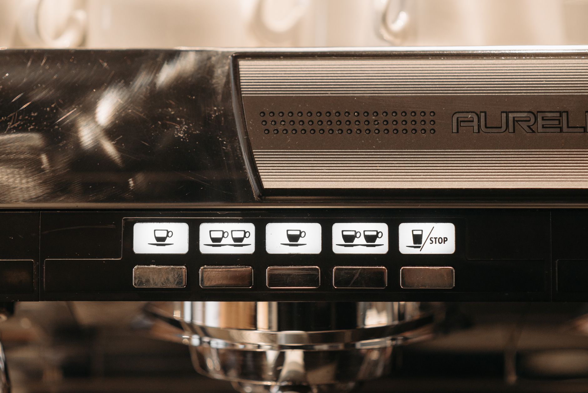 coffee grind adjustment ring dial close-up detail