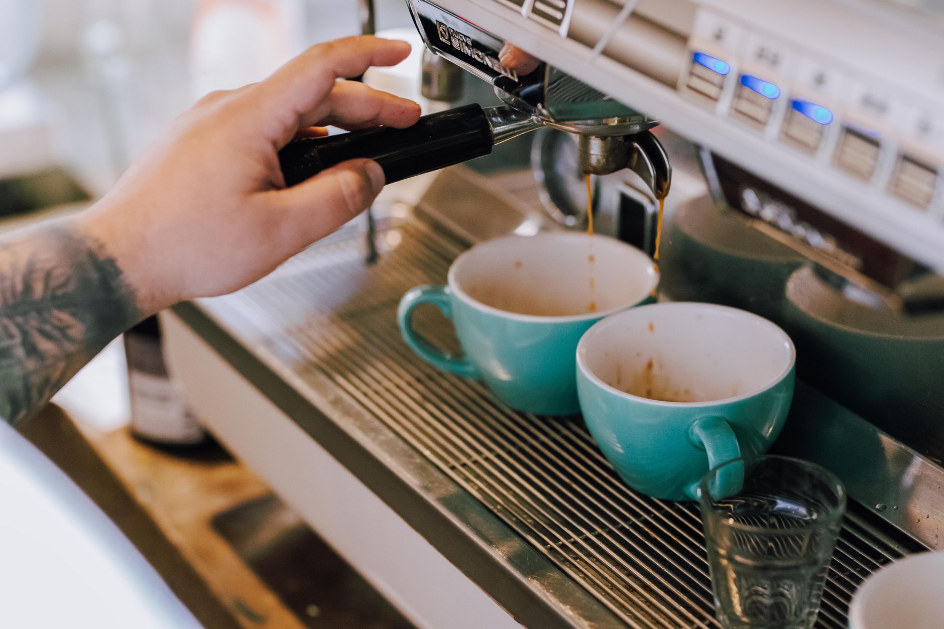 washed vs natural coffee process