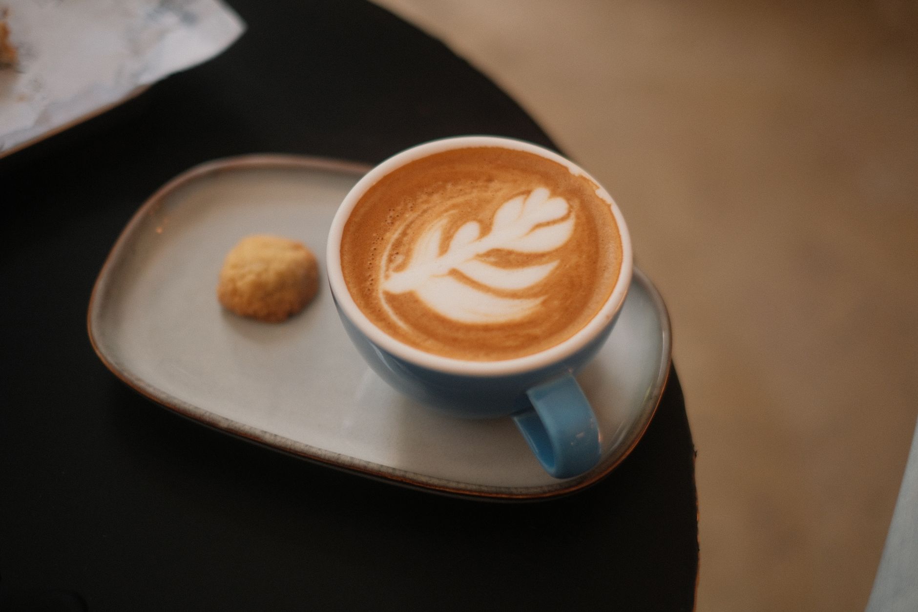 what is a flat white
